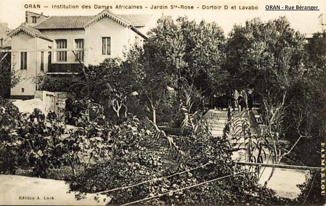 Oran - Rue Beranger - Dames africaines - jardin  dortoirs.jpg